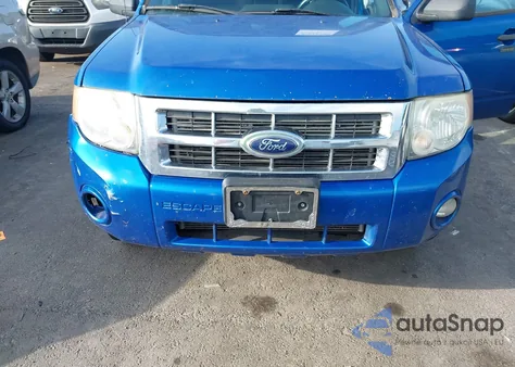 2011 Ford Escape Xlt z USA, uszkodzony, nr VIN 1FMCU9D79BKC52426